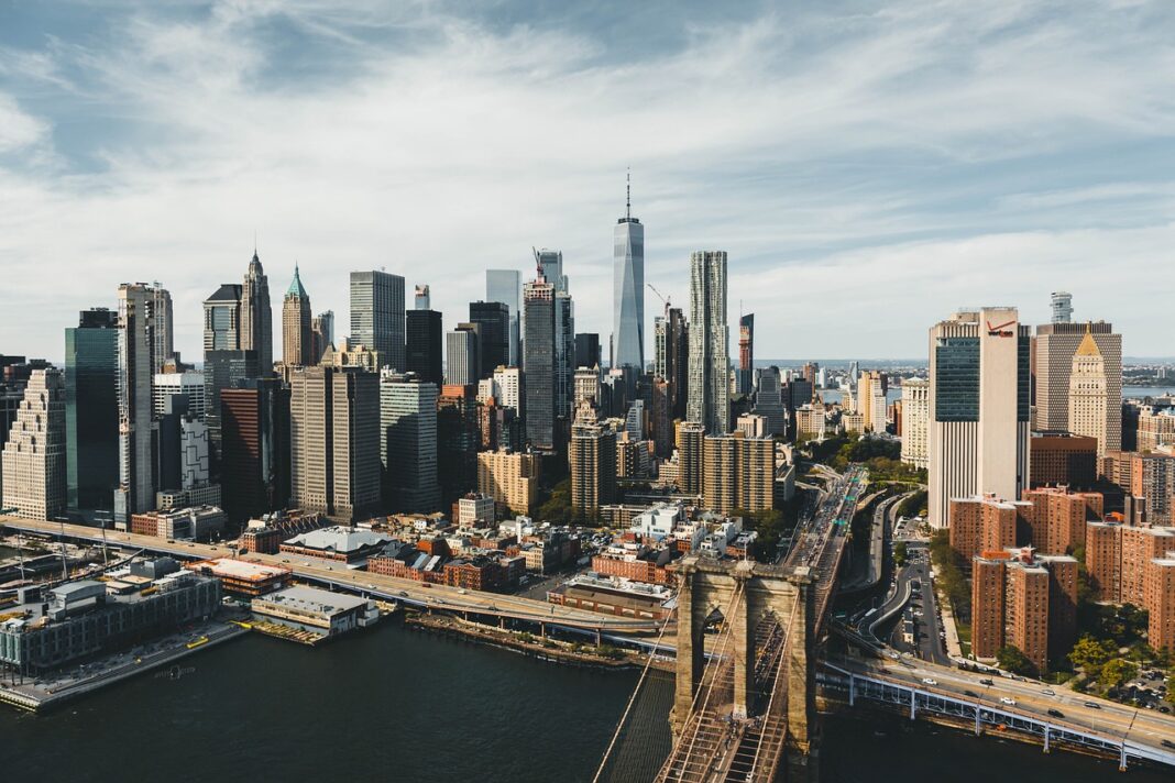 skyline-4582510_1280